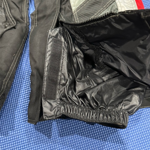 Castle X Snowmobile Pants - Picture 5 of 6